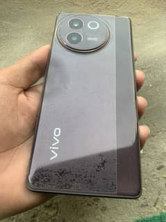 ViVo V30