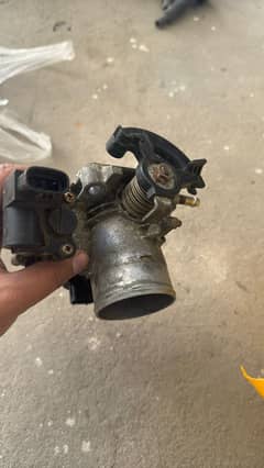 Toyota Corolla Throttle body