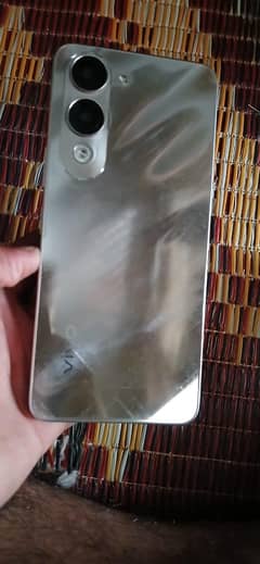vivo y04 4gb ram 128gb