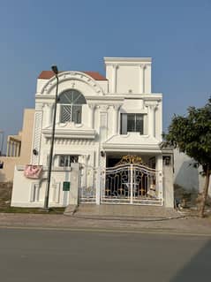 5 Marla White Spanish Villa Is Available For Sale In Nihster Ext Block Bahria Town