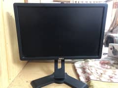 Dell 17-19 inch LCD Monitor good condition