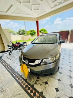 Honda City IDSI 2011 Model For Sale New Tyres, Chil Ac, Good Engine
