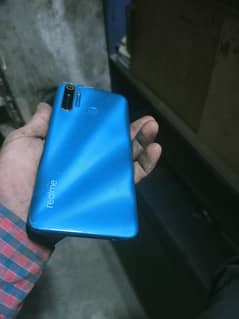 realme