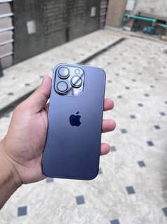 14 pro ( 256 Gb ) Deep purple colour