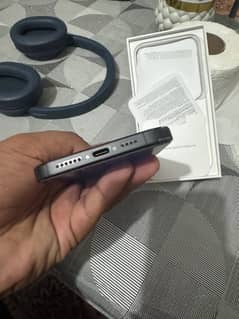 i phone 15 Pro Max—256Gb-Non Pta—2 Months sim Working — Full Genunie