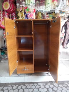 cupboard / wardrobe / Almari 0316,5004723