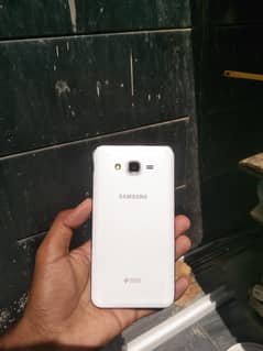 Samsung Galaxy j7 dual sim pta approved 16gb 4g internet sported
