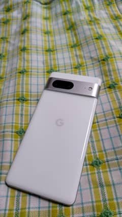 Google pixel 7 with box