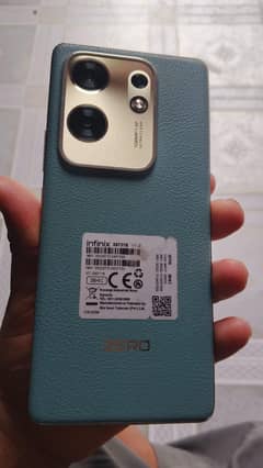 Infinix zero 30 for sale . mobil num 03059203740