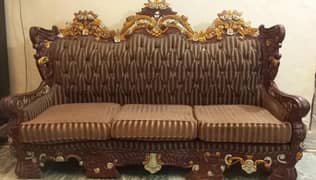 "Chinioti sofa set - Excellent condition - Adorable price"