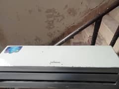 1.5 ton Simple Ac heat and cool
