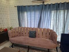 3 seater sofa and jholla