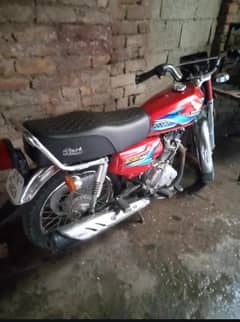 Honda 125 bike