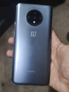 Oneplus 7t 8 128 with orignal wrap charger