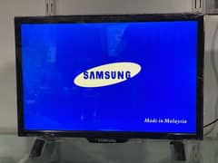 Samsung led tv screen 22 inches box pack