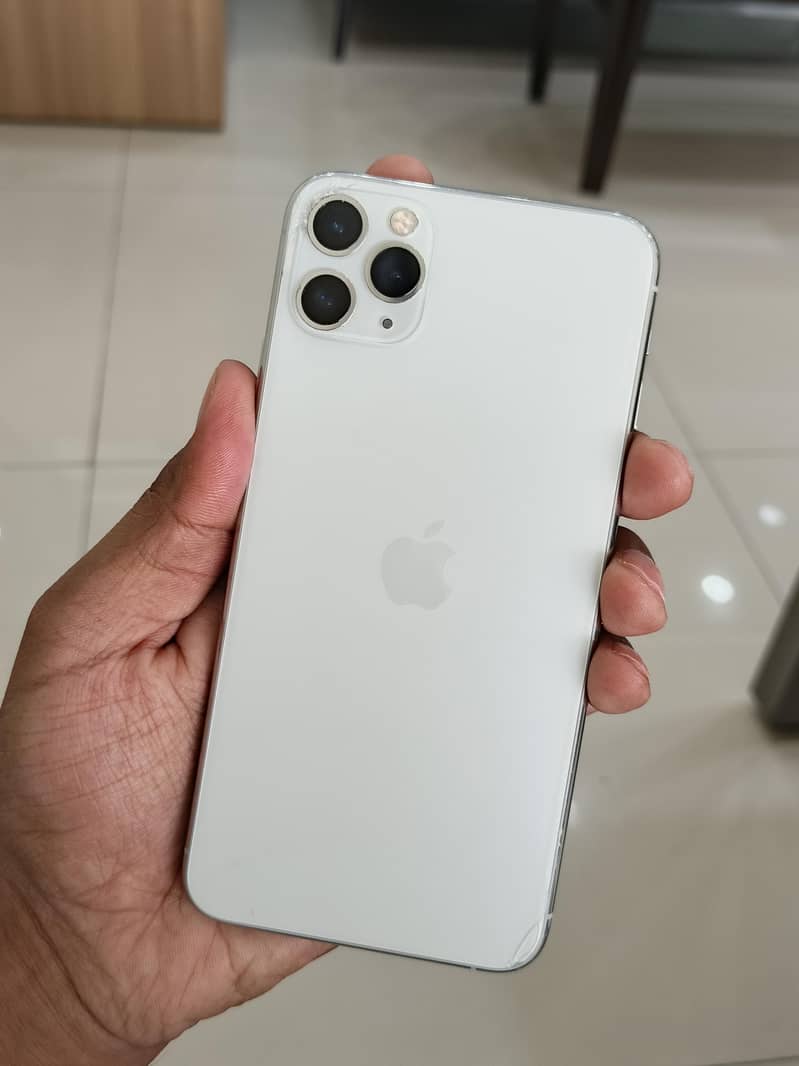 Iphone 11 Pro Max Single Sim Pta Approved (Minor Back Break) with Box 2