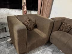Need to wash… sofa set for sale. . 10/8 condition