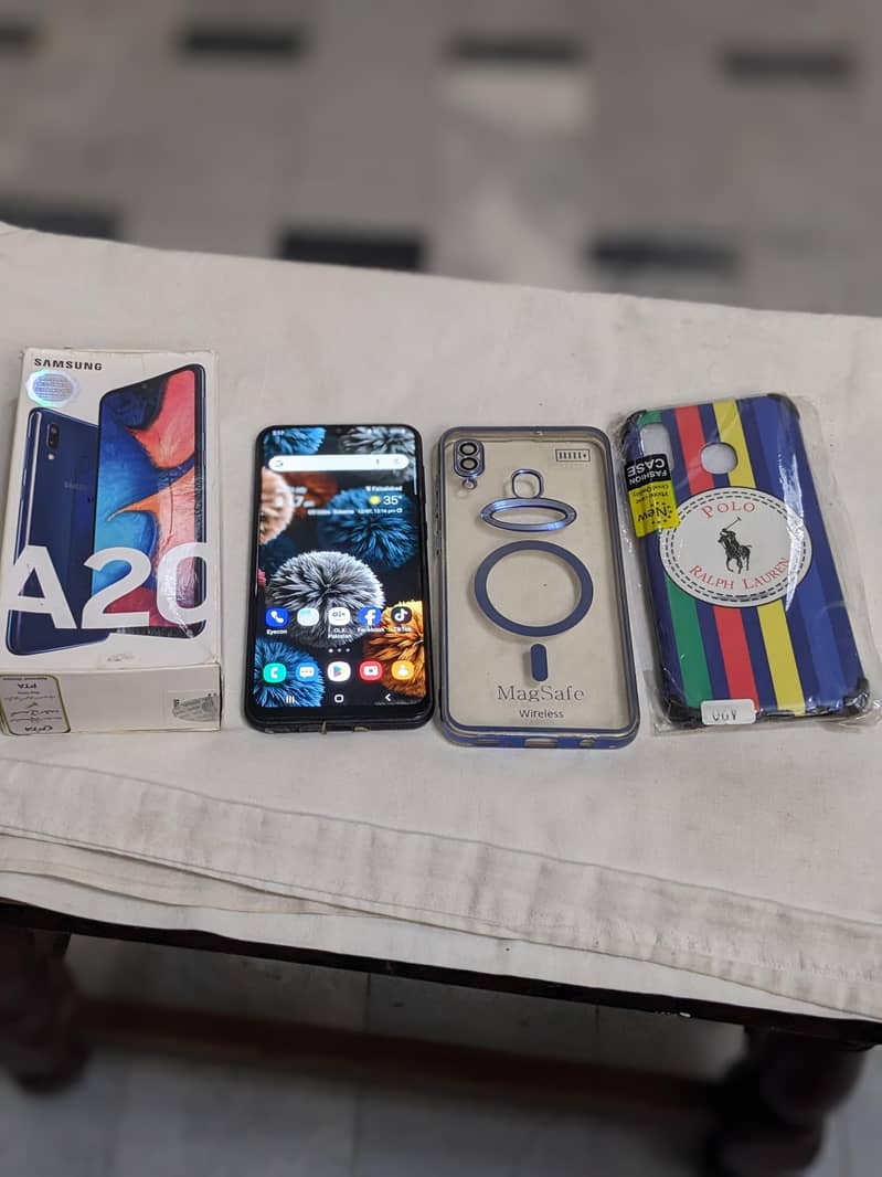 Samsung A 20 super amlod display no open no repair out class mobile 3