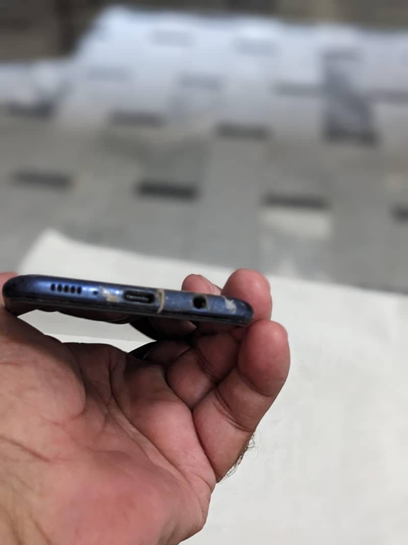 Samsung A 20 super amlod display no open no repair out class mobile 5