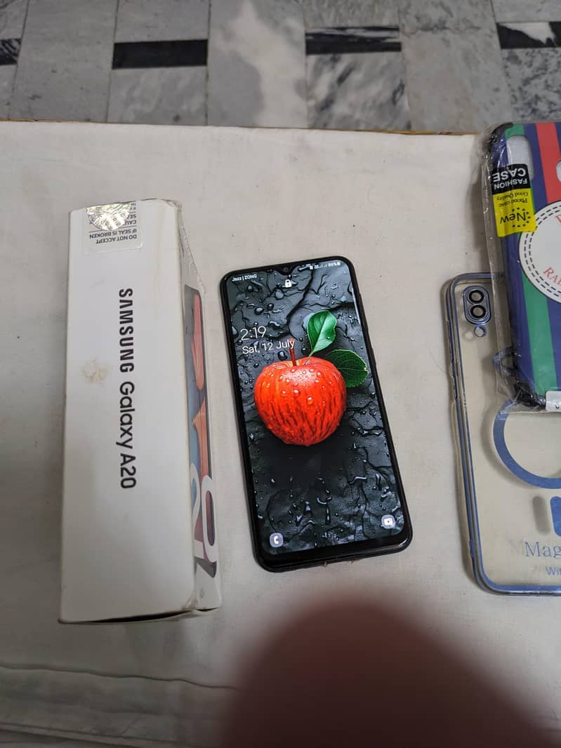 Samsung A 20 super amlod display no open no repair out class mobile 13