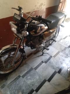 honda 125 self start 2025 model just 2 months use