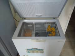 Iam selling my waves deepfreezer good condition