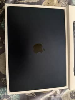 MacBook Air M2 Midnight 8/256