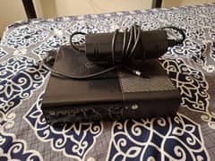 XBox 360 Console, power supply and Original Xbox 360 Kinect