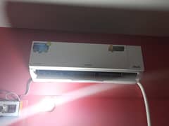 Kenwood inverter split 1 year used