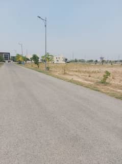 Hot Location Kanal Plot Y block DHA Phase 7