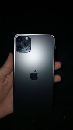 iPhone 11 pro max jv 128 gb used like new all genuine