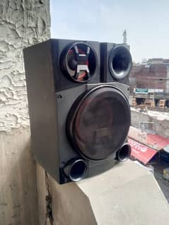 LG