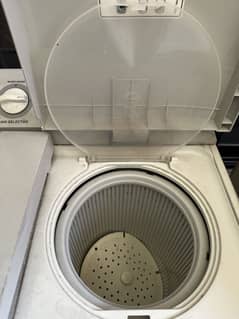 LG washing machine with dryer