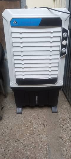 ROOM COOLER FOR SALE D. C