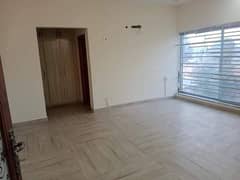 Brand new house available for rent in Shalimar colouny