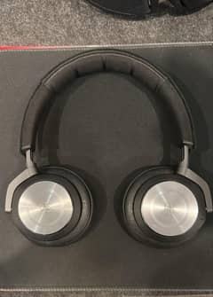 H9I headphones