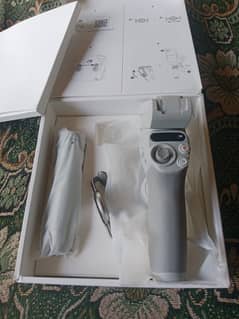 DJI