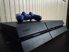 ps4 500gb 10/10 condition, with original 10/10 controller and 4 games