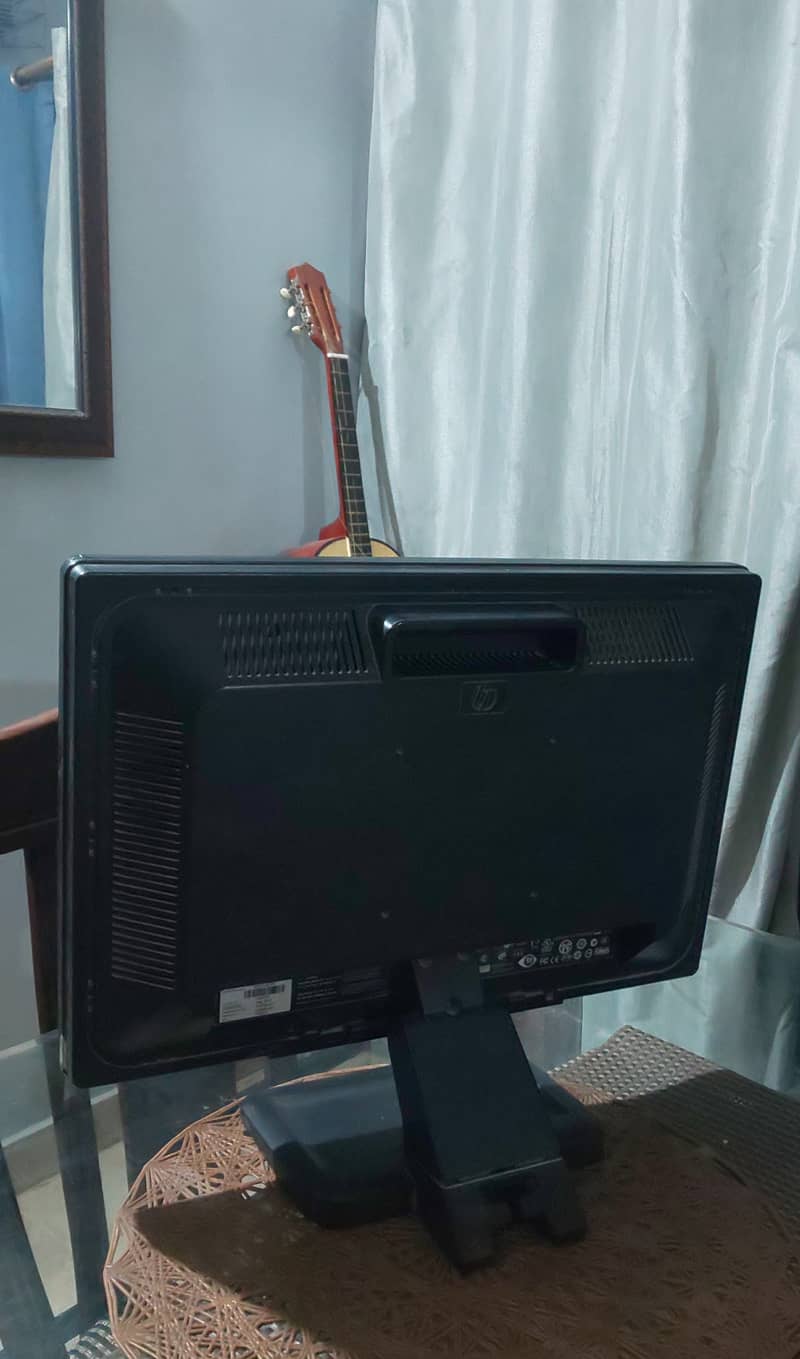 Amd A10 PC with gpu and monitor 2