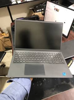 Dell vostro 153510 core i5 11th gen