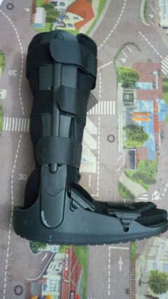 Fix fracture Adjustable air Fit Walker Boot [mediam Large]