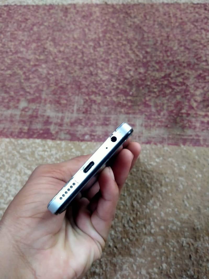 tecno spark 20C.  4/128 only Mobile 4