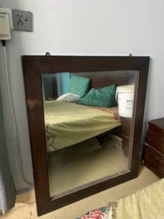 dressing mirror