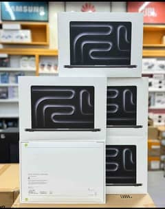 MACBOOK M4 MAX