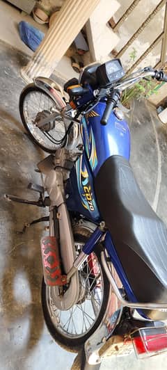 Honda CD70 for sale