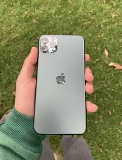 iphone 11 pro max non pta 9/10 condition