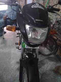 Honda paraidor 100 cc bilkul new condition Whatsapp 0312#51#49#706