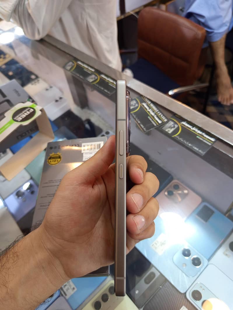 infinix note 50 8/256 condition 10/10 only 1month use complete box 2