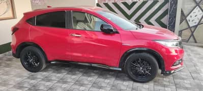 Honda vezel RS top of the line