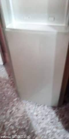 water dispenser in working condition without gas